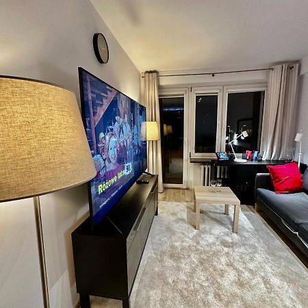 Decor 3 Metro Fast Wifi 1Gbs 80'Tv Hbo Disney Appletv Варшава Экстерьер фото