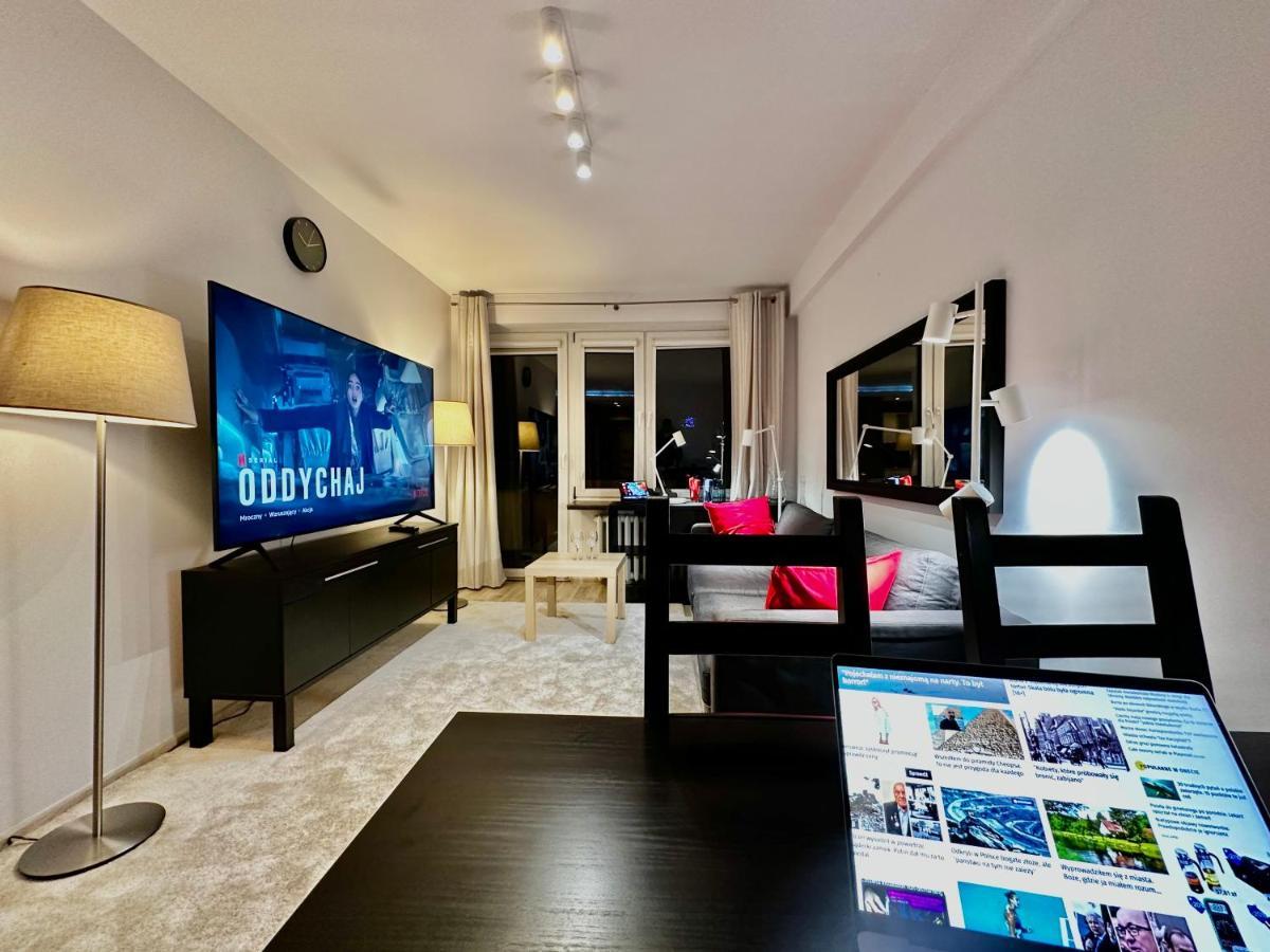 Decor 3 Metro Fast Wifi 1Gbs 80'Tv Hbo Disney Appletv Варшава Экстерьер фото