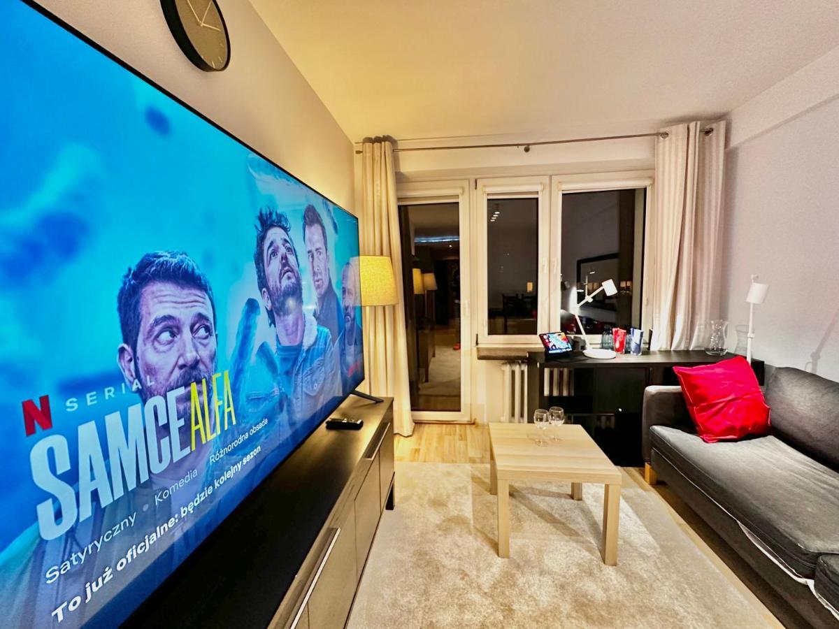 Decor 3 Metro Fast Wifi 1Gbs 80'Tv Hbo Disney Appletv Варшава Экстерьер фото